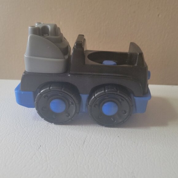 DC Little People and Vehicles - Picture 3 of 11